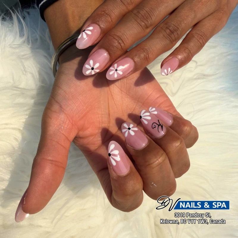 Fresh nail ideas for September